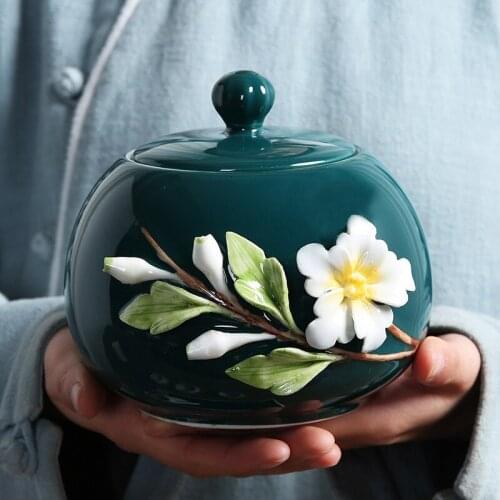 Ceramic Handmade 3D Flower Painting Tea Caddy Household High End Sealed Can with Lid Food Container Seasoning Bottle Candy Jar