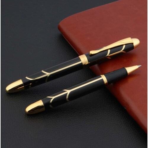 Rounded golden piece Trim Black and gold stripes Rough money Rollerball Pen