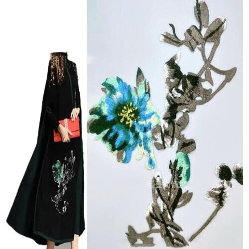 1Pc Flower Sew On Patches Embroidered Badges For Dress Clothes DIY Wedding Appliques Decoration