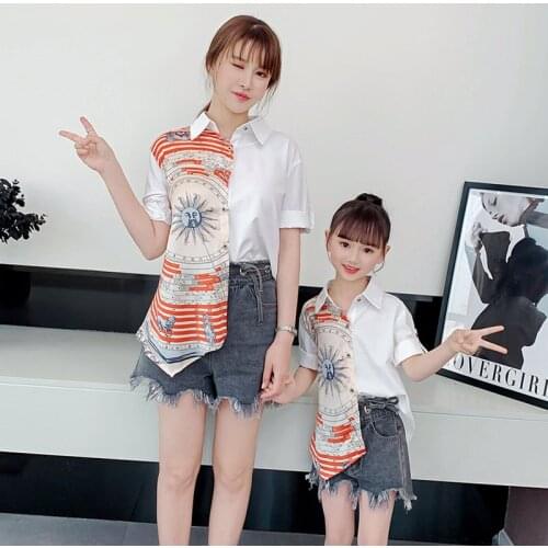 Mommy And Girls Clothing Sets 2021 New Summer Family Outfits Matching Mother Daughter Shirt + Denim Shorts Fashion Two Pieces
