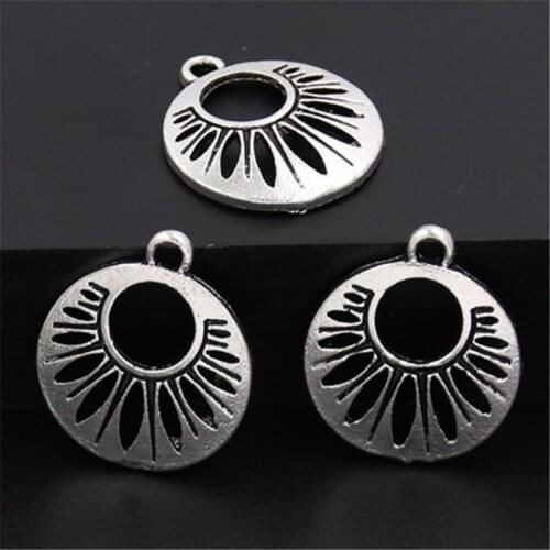 20pcs Silver Color Alloy Sand Dollar Charms Pendant Jewelry Findings For DIY Bracelet Choker Necklace Crafts A409