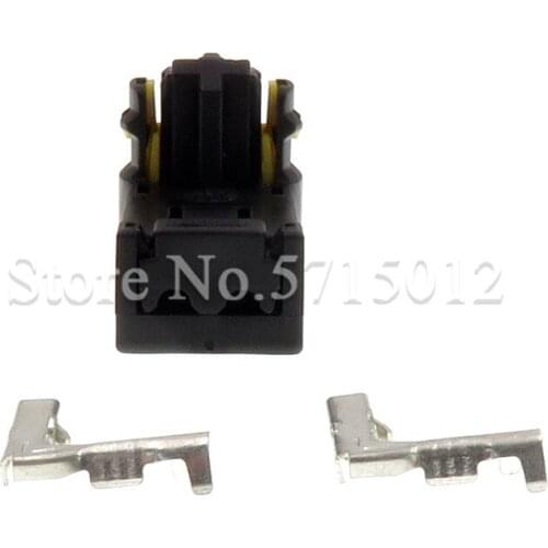 2 Hole Electircal Automotive Airbag Plug Auto Socket For Cars Roewe