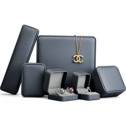 Oirlv Blue Green Round Corner PU Leather Microfiber Ring Earring Pendant Bracelet Long Chain Box for Woman Jewelry Case