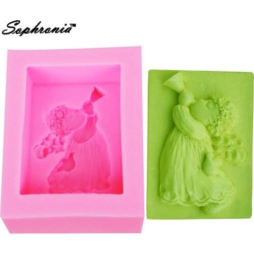 Sophronia S077 Angel Play Silicone Mold Gumpaste Chocolate Candy Clay Soap Birthday Fondant Cake Decorating Tools ,9.8*7.2*3.5CM