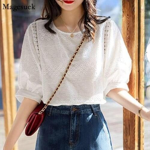 Summer New Korean Fashion Womens Shirt Lantern Sleeve Embroidery Loose Lace Shirts O-neck Casual Cotton Plus Size Blouses 13440