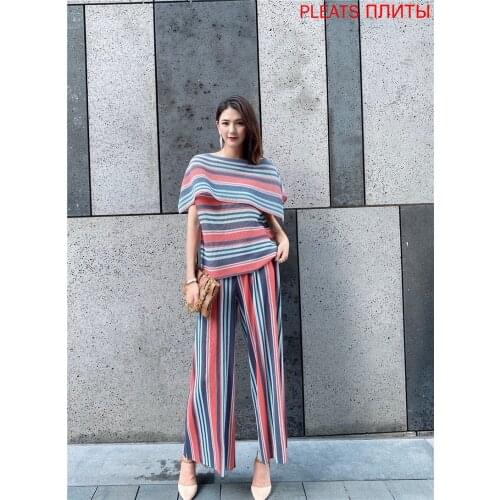 New Casual Suit Scarf Collar Irregular Striped Suit Loose Short Sleeve T-shirt Wide Leg Pants Two-Piece Womens