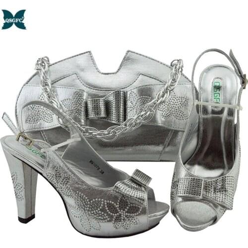 Mature Style New Arrival Nigerian Women Party Shoes Matching Bag Set New Design Italian Ladies Shoe and Bag to Match in Silver