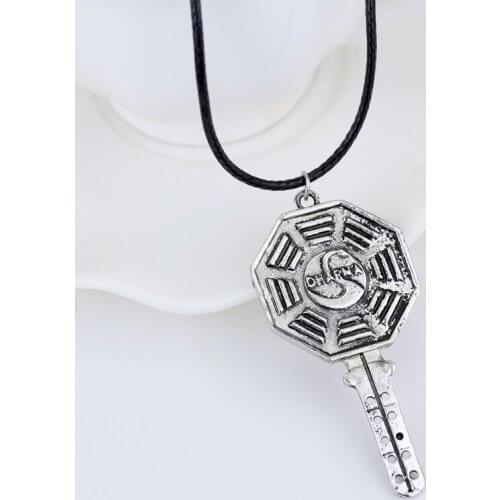 Maze Key Pendant Necklace Ancient Leather Chain Women Men Vintage Necklaces Jewelry Gifts