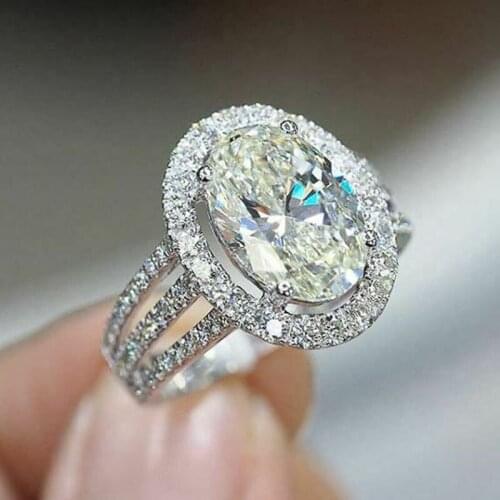 Huitan Fancy Oval Cubic Zirconia Crystal Wedding Rings for Women Bling Bling Engagement Accessories Good Quality Trendy Jewelry