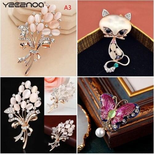 28 Styles Gold Color Plated Various Designs Crystal Rhinestones Metal Cat Flower Brooch Pins Fashion Clothing Accessory Jewelry