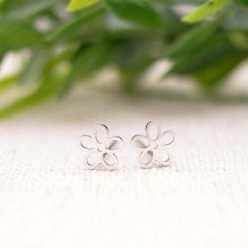 Fashion Pink -color Five Leaves Flower stud Earrings