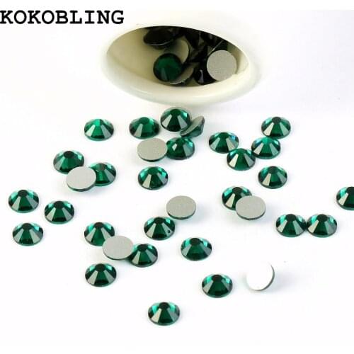 Wholesale ss3 -ss30 Flat Back Crystal Emerald ( 3d Nail Art decorations ) Non Hot Fix Glue on rhinestones for nails diy