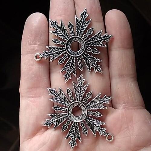 2Pcs Chrismas snowflake circle shape outer size 40mm Cameo Cabochon Base Setting inner size 10mm silver Jewelry Bracelet pendant