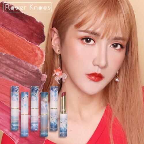 Golden fish lipstick phantom water red bean and sand