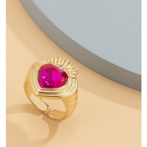 Fashion Trendy New Romantic Heart Shape Fuchsia Crystals Gold Finger Rings Ladies Engagement Rings Jewelry Party Gifts Accessory