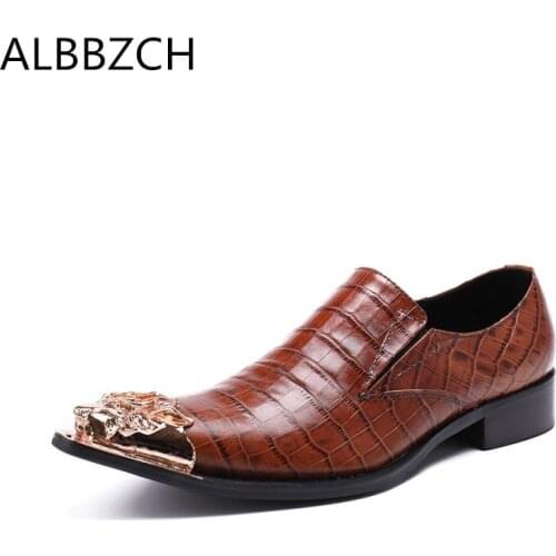 Spring autumn mens embossed leather business casual shoes men loafers leisure party shoes luxury pointed toe wedding dress shoes