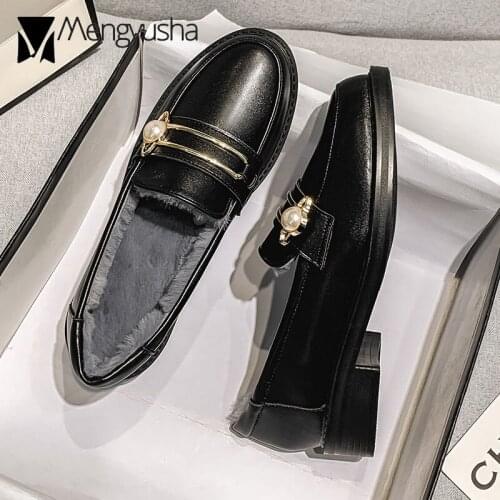 Metal pins decoration leather shoes woman pearl beading oxford flats with warm plush derby shoes female working flat loafers