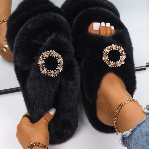 Womens Slippers Faux Fur Rhinestone Decor Slides Flat Sandals Fluffy Fashion Slippers Platform Flip Flops DIY Designer Shoes