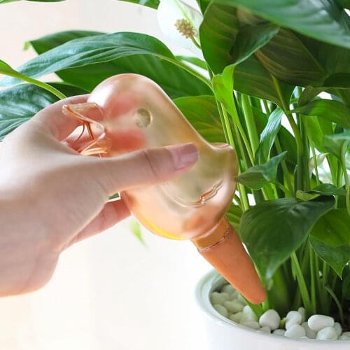 A Gardening Fashion Plastic Bird Irrigation Equipment Drip Irrigation Home/Horticulture Plant Moisture Plant Watering Device