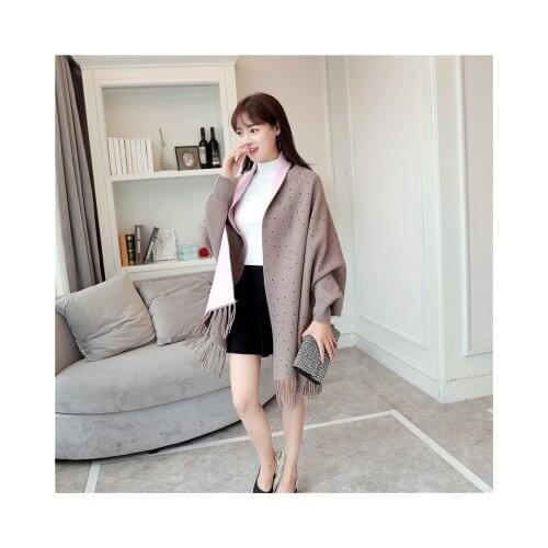 2020 Women Autumn Black Coat Shinny Street Wear Beading Crystal Knitted Cardigan Cloak Vintage Shawl Female Long Sleeves Cape