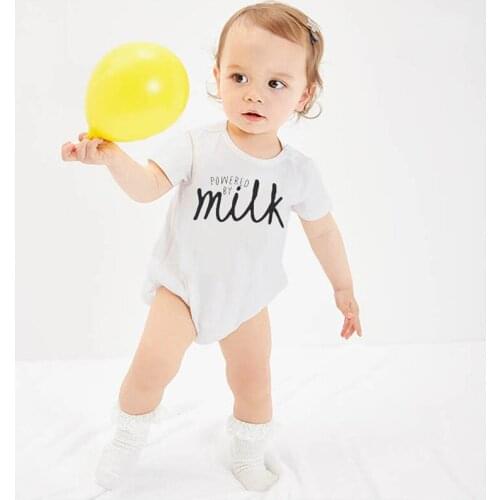 Powered by Milk Baby Bodysuit Newborn Infant Girls Boy Short Sleeve Rompers Funny Cotton Bodysuit Outfit Body Baby Clothes