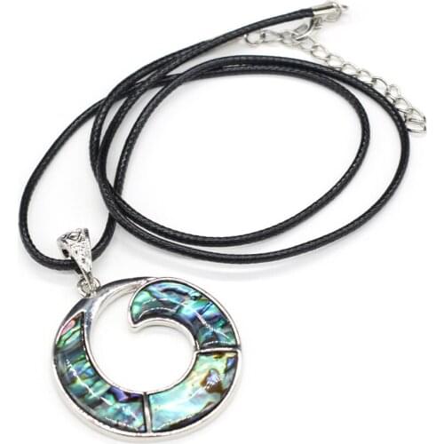 New Fashion Natural Abalone Shell Necklace Pendant Exquisite Jewelry Vortex Seashell Charms Leather Rope Necklace for Women Gift