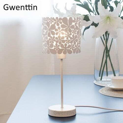 Nordic White Flower Table Lamps for Living Room Bedroom Bedside Lamp Modern Led Stand Light Fixtures Desk Lighting Luminaire E27