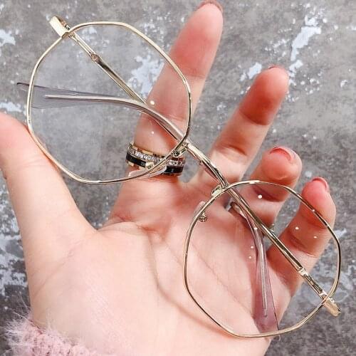 Retro Geometric Glasses Transparent Anti-blue Lens Fashion Golden Metal Frame Transparent Optical Men and Women Eyeglass