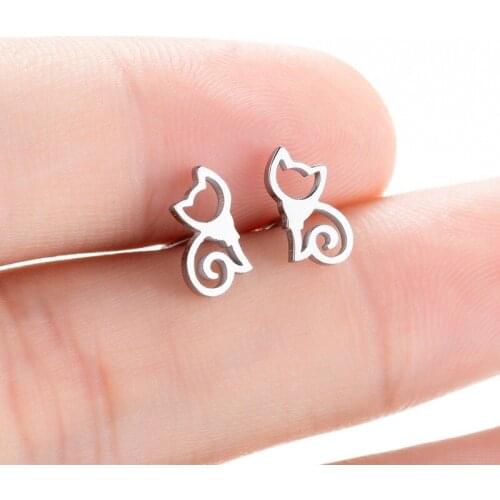 Funszhe Stud Earrings