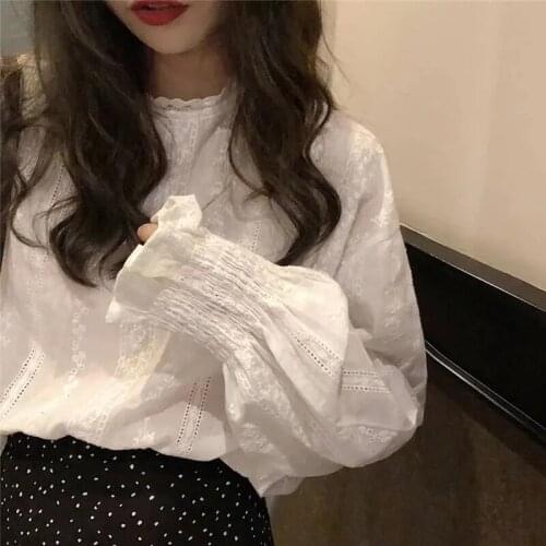 2021 Spring Fashion Korea Style Loose Chiffon Women Blouse Lantern Sleeve Solid Lace White Ladies Shirts O Neck Female Clothing