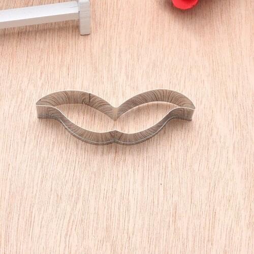 1pcs Stainless Steel Moustache Shape Cookie Cutter Pastry Fondant Cake Biscuit Mold Wedding Cake Decorating Tools