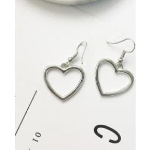 Hollow Geometric Heart Shaped Sweet Earrings Japan Harajuku Soft Meng Sister Wild Earrings Clothing Jews 2017newfashion Earrings