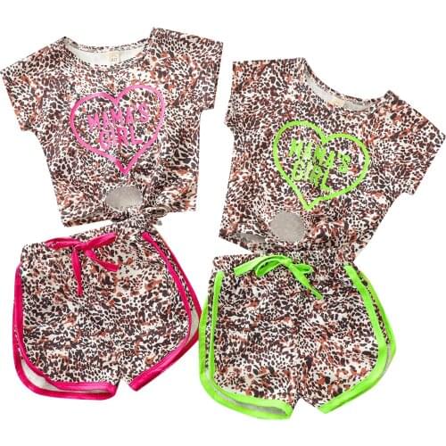 Infant Kids Baby Girl 2-piece Leopard Valentine Clothes Set, Short Sleeve Heart Print Crew Neck Top and Short Pants Suits