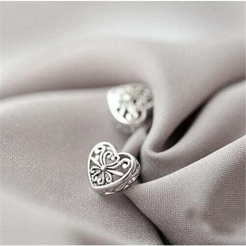 New Fashion Flower 925 Sterling Silver Jewelry Personality Heart Shaped Hollow For Women Exquisite Stud Earrings E009