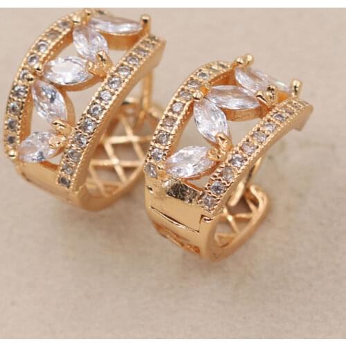 2019 Vintage Jewelry Women Luxury Hoop Earrings Hollow Zircon Water Drop Earrings Bohemian Style Crown Gold Earrings OBS2939