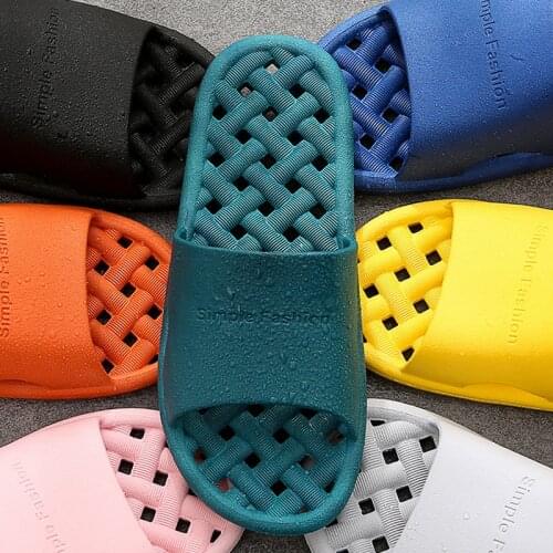Mens Slippers For Home Shower Gym Flip Flops Unisex Shoes For Women Couple Family Use Flat Sandals Soft Breathable Slides