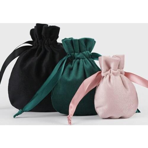 Good Quality 10pcs/lot Black/Green/Pink Drawstring Velvet Bag Pouch Wedding Candy Jewelry Makeup Gift Dustproof Packaging Bags