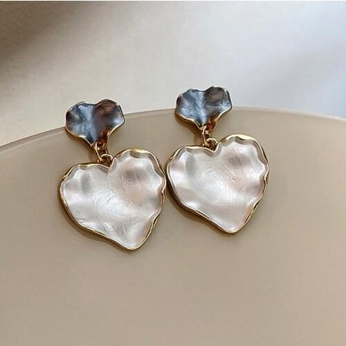 2021 New Korean Fashion Irregular Heart Statement Drop Earrings Sweet Girls Jewelry Accessories Party Dangle Earrings For Women