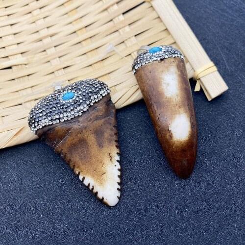 1 Piece of Natural Stone Resin Ox Bone Pendant Pepper Shape Inlaid with Diamonds Fashion Necklace Earrings Pendant Jewelry