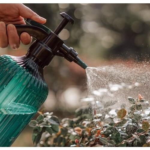 2000ML Plastic Reusable Plants Flowers Spray Bottle Watering Pot Portable Plastic Sauce Liquid Fogger Garden Tools Supplies