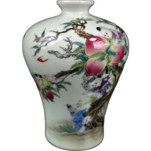 Chinese Old Porcelain Pink Nine Son Peach Vase