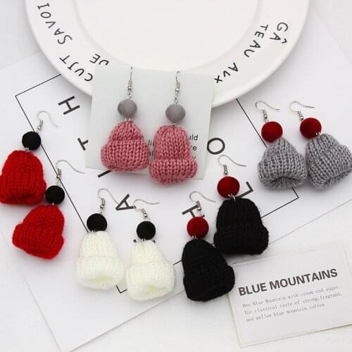 2020 New Knitted Woolen Red Christmas Hat Earrings for Women Girls Fashion Cute Dangle Drop Jewelry Pendientes Brincos Gift MS62