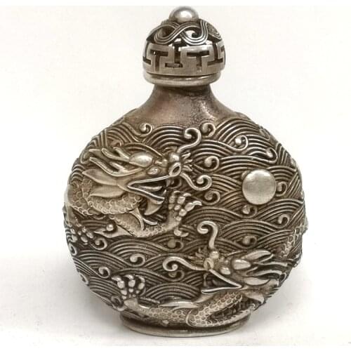 YIZHU CULTUER ART Collection China Ancient Tibet Silver Carving Dragon Snuff Bottle Decoration