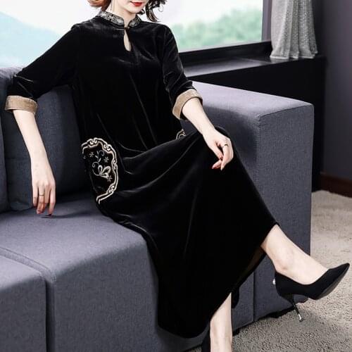 2021 Vintage Black Gold Velvet 4XL Plus Size Midi Dresses Fall Winter Casual Loose Dresses Women Elegant Bodycon Party Vestidos