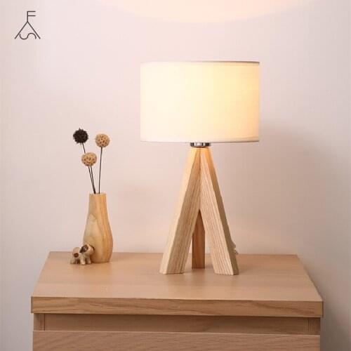 Japanese Table Lamp Bedroom Bed Warm Idyllic Creative Eye Protection and Energy Saving Nordic Solid Wood Cloth Bedside Lamp