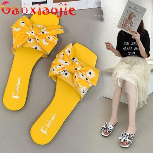 Daisy Slippers Women 2021 New Net Red Comfortable Square Toe Soft Bottom Word Sandals Women Fashion Butterfly-knot Flats Slides