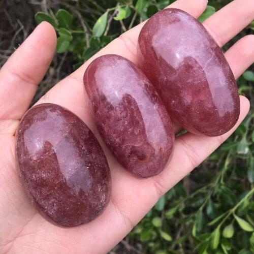 1pcs Natural strawberry crystal Palm Stones natural crystal reiki 80-90g