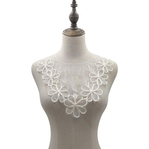 Handmade DIY Mesh Water-Souble Lace Embroidery Lace Corsage For Women Garment Dress Collar DIY Accessories Suppliers