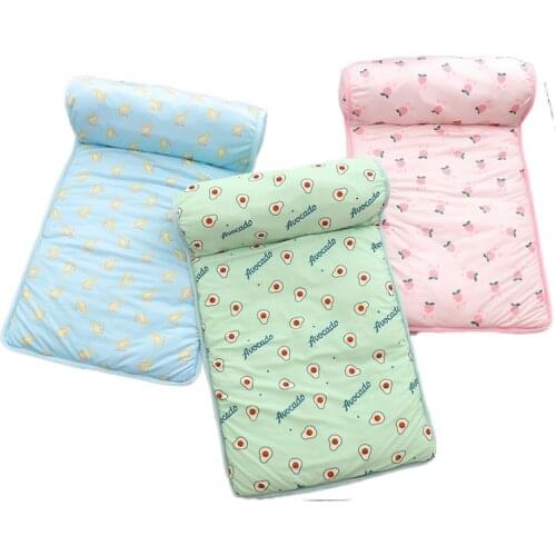 Cooling Pet Dog Cat Mat Small Medium-sized Pet Summer Ice Silk Cool Feeling Cooling Ice Mat Pet Supplies Accessories Wholesale