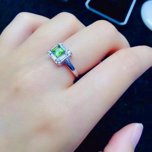 Simple 925 Silver Gemstone Ring for Engagement 4mm Natural Peridot Wedding Ring Sterling Silver Peridot Jewelry